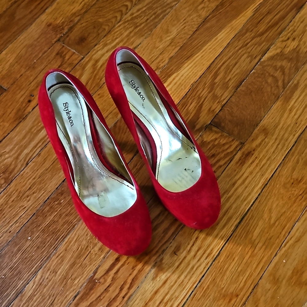 Style & Co. Red Suede shoes size 7